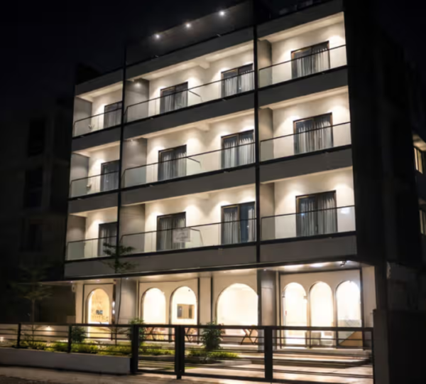 Axon Business Hotel GIDC 